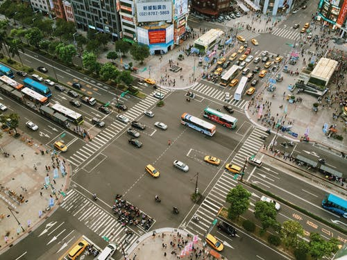 川渝地区，做服装店软件的公司，本土靠谱的软件开发公司有哪些？